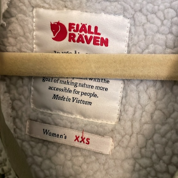 Fjallraven Greenland Winter Parka Women’s XXS - Picture 6 of 14